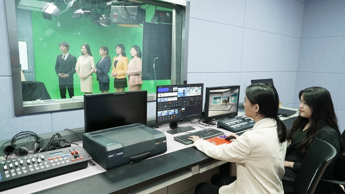 探秘吴井校区 广播电视节目制作的摇篮